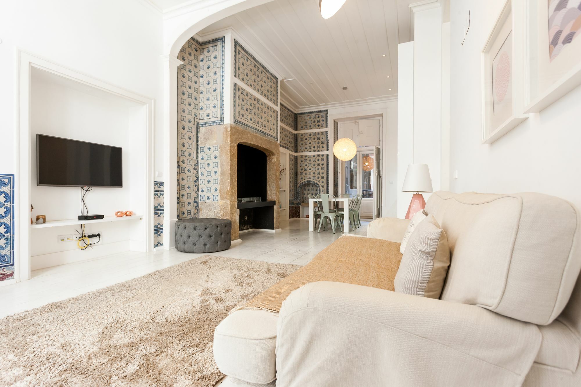 Baixa Tile Blue By Lu Holidays